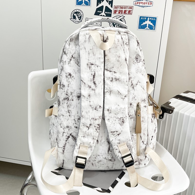 A new high-appearance-level, fresh and sweet tie-dyed backpack for junior and senior high school students, which is light, simple and has a large capacity Specification drawing