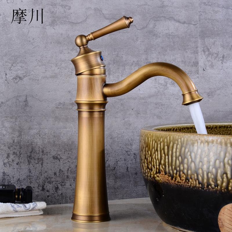 High-end basin faucet, brass antique European-style hot and cold water faucet, high hot and cold countertop basin faucet, retro faucet full figure