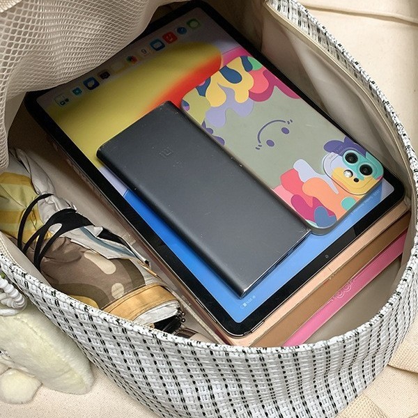 The new Korean version of the forest-themed ins high-appearance-level fresh and sweet striped backpack is a versatile large-capacity backpack for high school students Application Scenario