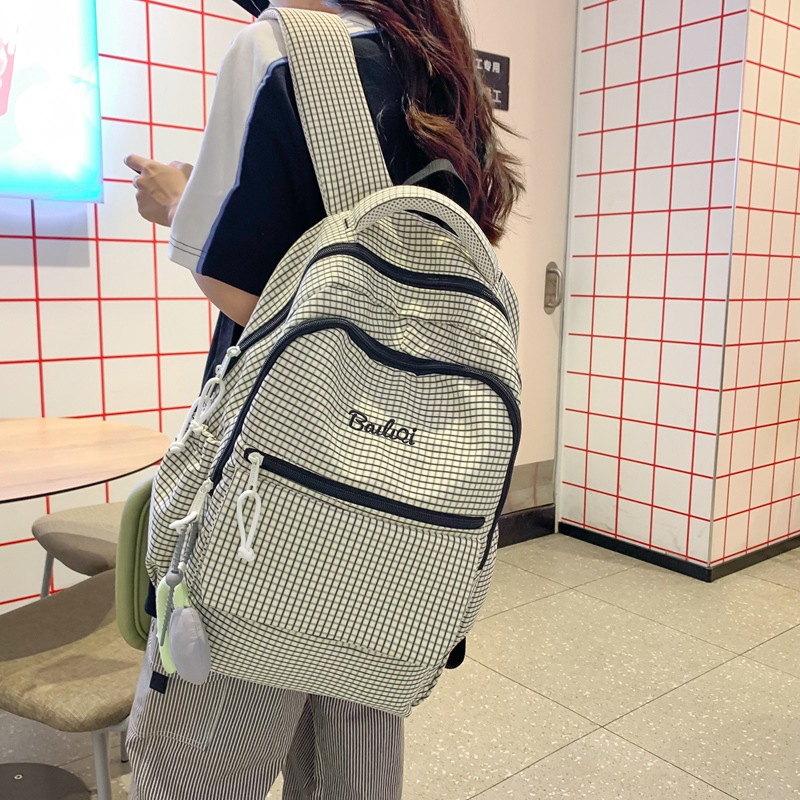 A large-capacity backpack in a pastoral style for girls, a light and refreshing travel backpack, and a forest-themed schoolbag for junior high school girls details Picture