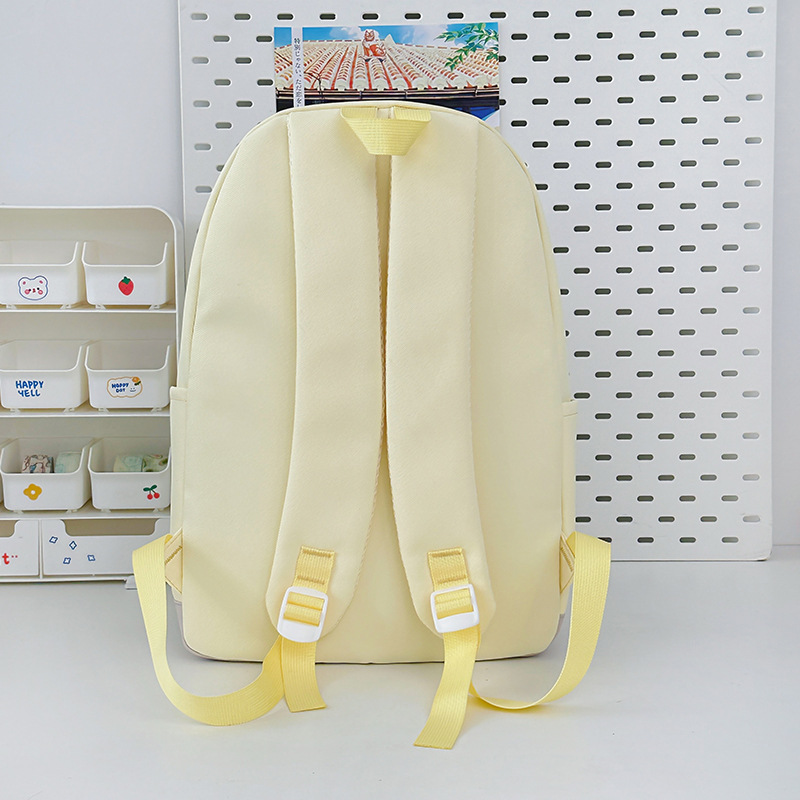A new high-appeal college-style backpack for junior and senior high school students, which is casual, simple, lightweight, fashionable and versatile for commuting Specification drawing
