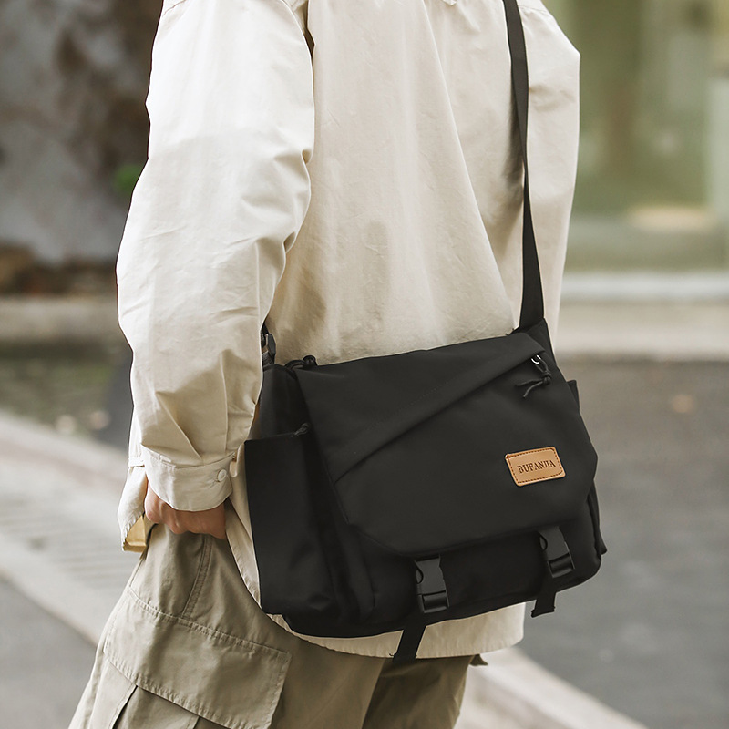 New Japanese-style ins minimalist backpack, casual and versatile single-shoulder bag, student class bag, large-capacity trendy brand messenger bag full figure
