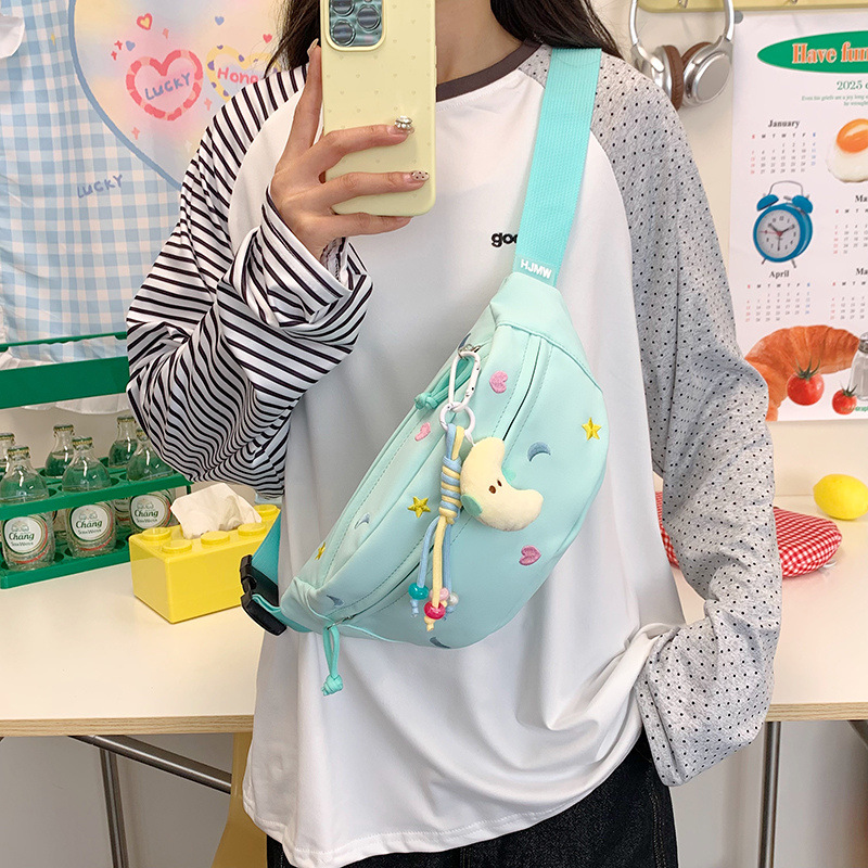The 2025 new stylish and versatile shoulder bag, fresh and sweet waist bag, commuting chest bag, casual, sporty and cute crossbody bag details Picture