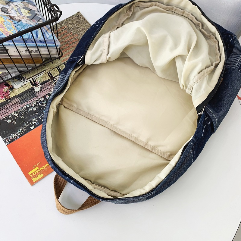 Korean-style laid-back denim backpack, school-style student backpack, washable retro patchwork denim backpack Application Scenario