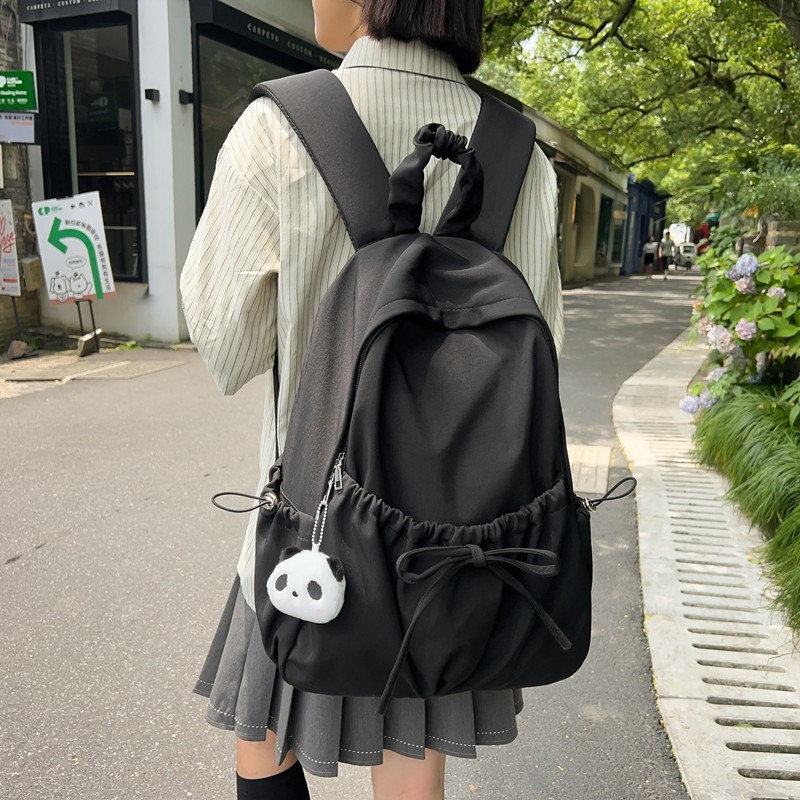 A new Korean-style, ins, niche design, lightweight, artistic, solid-color, large-capacity backpack for female college students Specification drawing