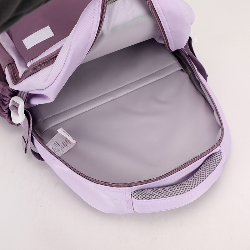 Spring new Korean style ins school style color-blocking schoolbag with high appearance level, multi-layered backpack for primary school students in grades 3 to 6 Application Scenario