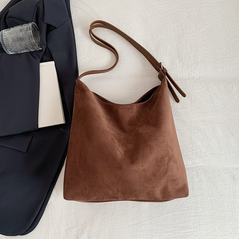 Autumn and winter retro suede tote bag 2024 new style, fashionable and casual, large-capacity single-shoulder bag, high-end mother-and-child bag Specification drawing