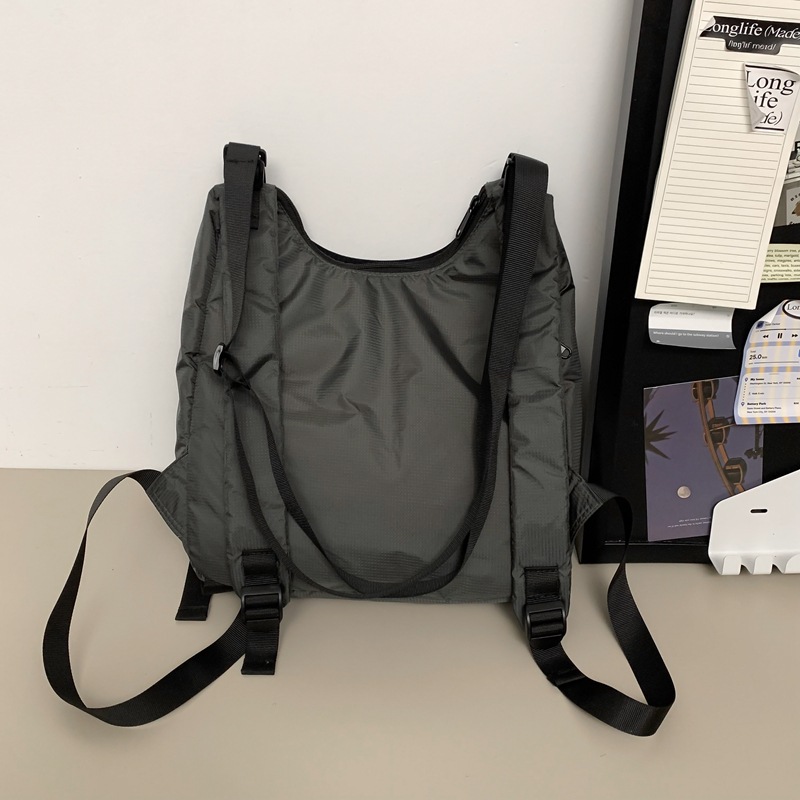 A new high-appearation-level mountain series ins multi-purpose lightweight backpack for men and women, a crossbody bag for mountain climbing, cycling and camping Specification drawing