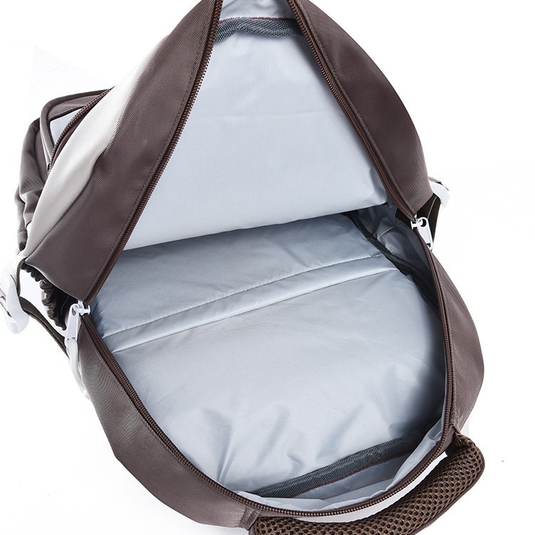 A new, high-quality, fresh, sweet and cute cartoon Capibara backpack for children in grades 1-3 Application Scenario