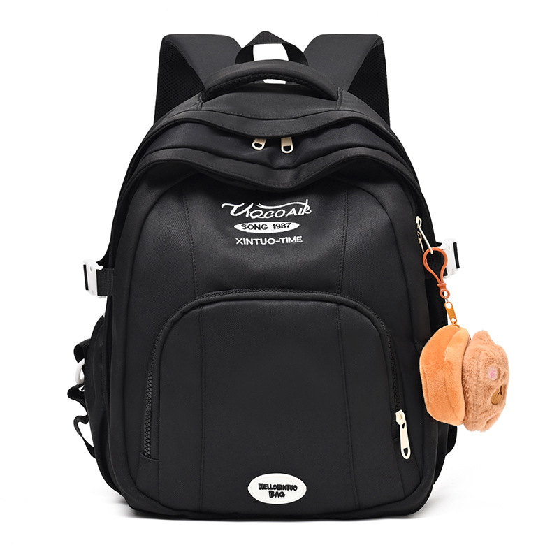 A new multi-compartment Japanese backpack with a horizontal color-blocking candy-colored design. It is a casual, simple and lightweight backpack for junior and senior high school students Item Picture