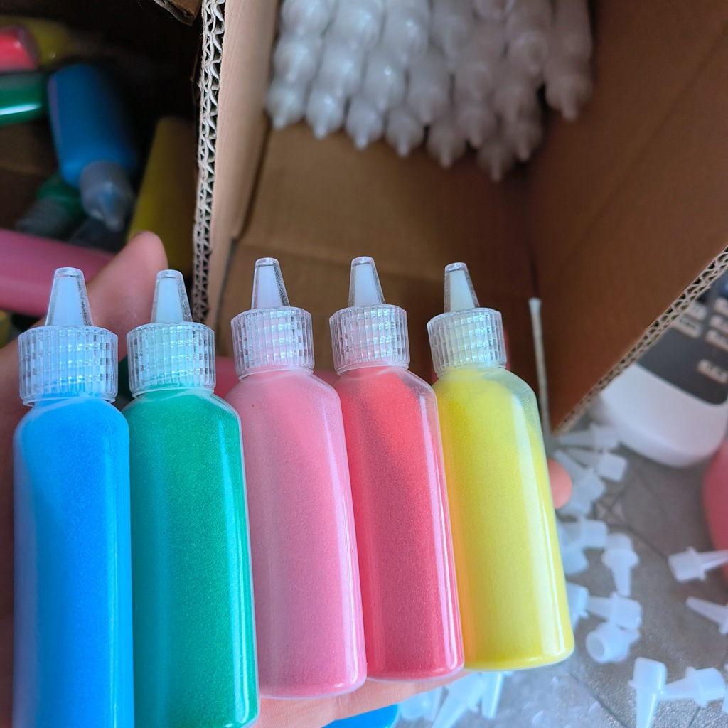 Bottled colored sand for children's sand painting, 35g colored sand, 12-color and 24-color sand bottle set, kindergarten teaching bottled colored sand details Picture
