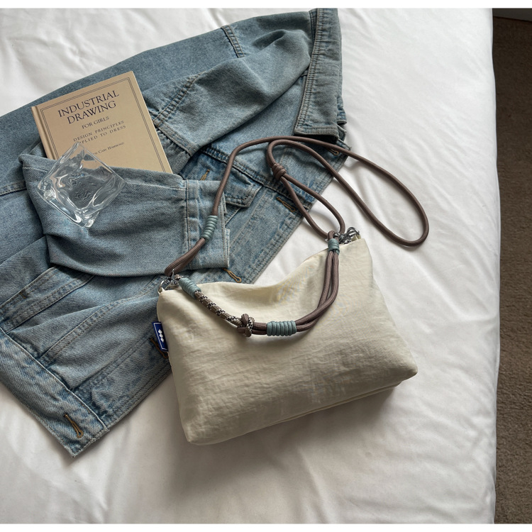 Summer new small shoulder bag with high appearance level, heavy embroidery donut nylon bag, women's casual and versatile shoulder bag Specification drawing