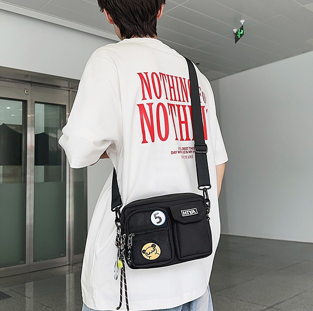 Crossbody bag for men, single shoulder, 2025 new style mobile phone bag, versatile backpack for students, street trend, couple's small square bag full figure