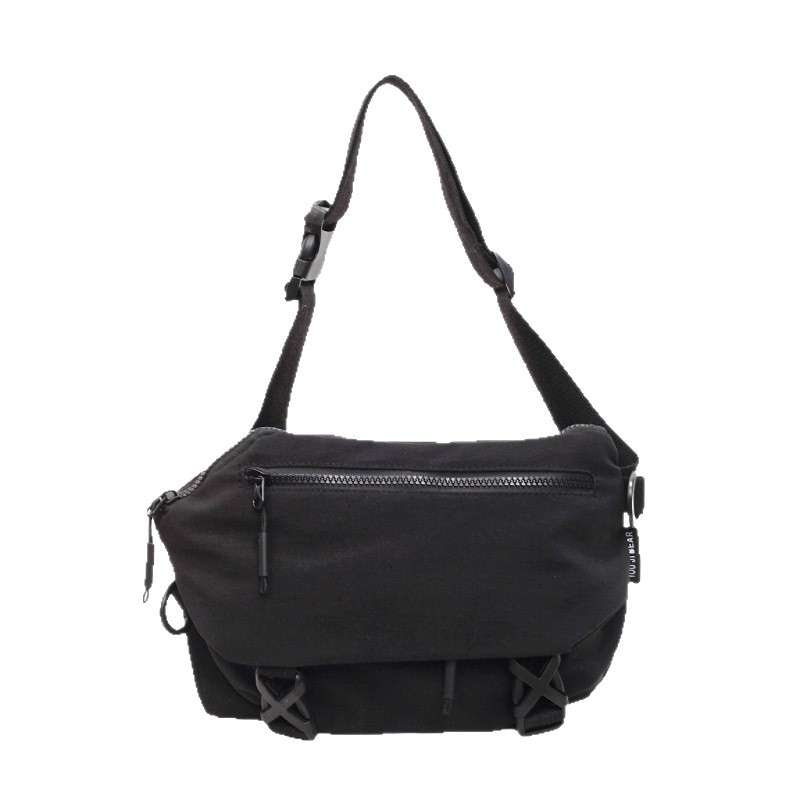 A new Korean-style casual sporty chest bag for women, with a high-end feel, simple and lightweight, and a solid color for commuting, versatile crossbody bag Item Picture