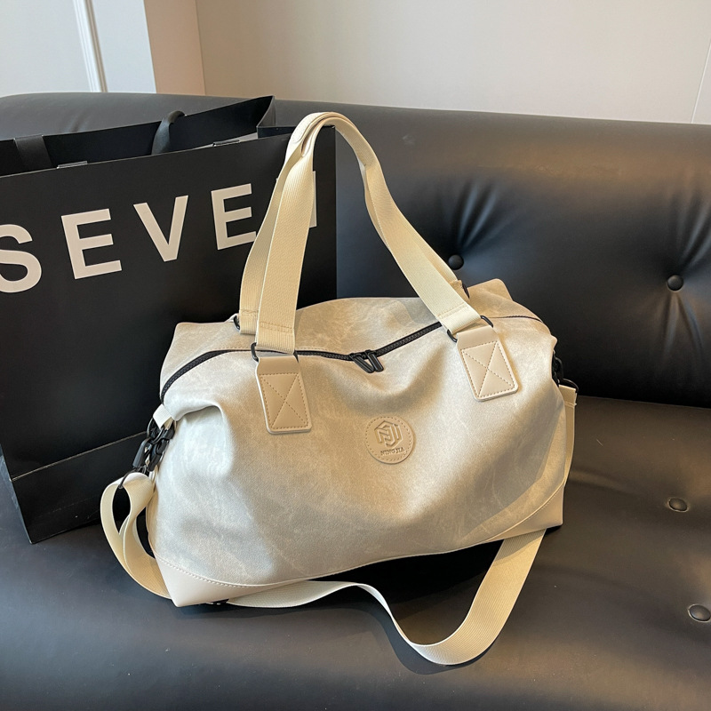 Korean style Instagram large bag, new fitness bag, women's casual lightweight crossbody bag, women's single-shoulder bag, sports fitness travel bag full figure