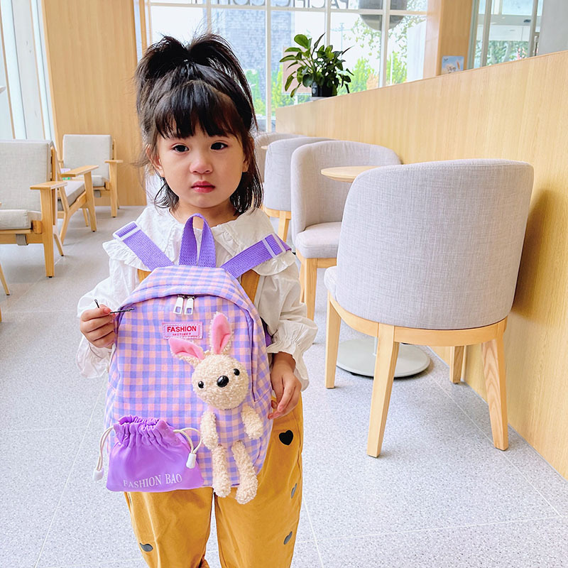 Children's backpack 2024 Winter New checkered small backpack Korean version cute cartoon school bag for middle and large children Application Scenario