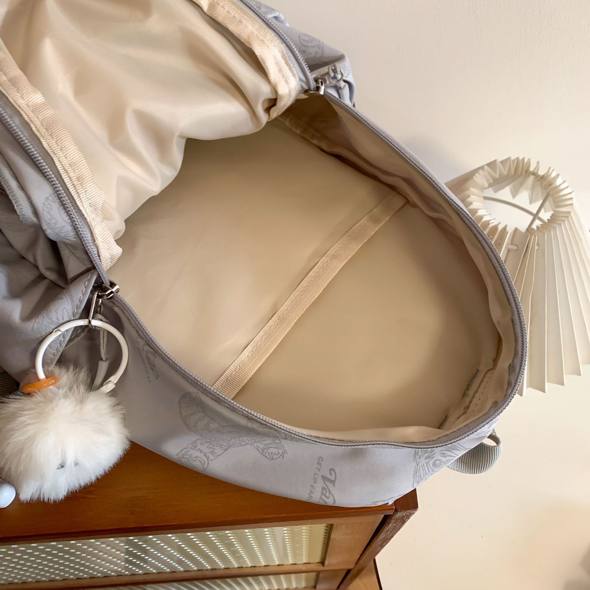 Japanese-style InS-style casual small backpack, lightweight schoolbag, forest-style fresh and sweet girl's mini backpack for shopping Application Scenario
