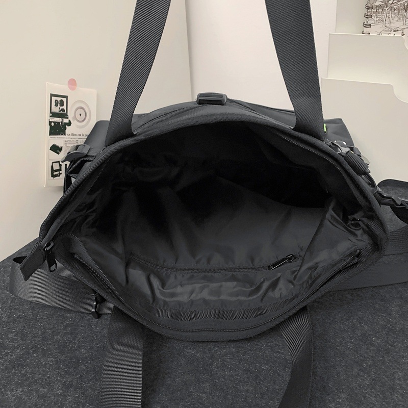 Trendy brand crossbody bag, men's niche design sense functional single-shoulder bag, large-capacity commuter tote bag, women's laptop bag Specification drawing