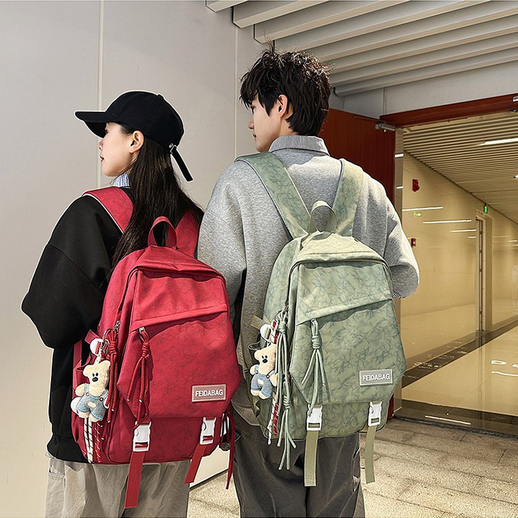 The 2025 new backpack is a lightweight, casual and simple outdoor travel bag. It has a large capacity and is versatile for junior and senior high school students details Picture