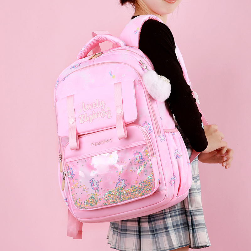 A trendy and cute schoolbag for primary school girls in grades 3456, with a large-capacity, lightweight backpack for junior high school students Application Scenario