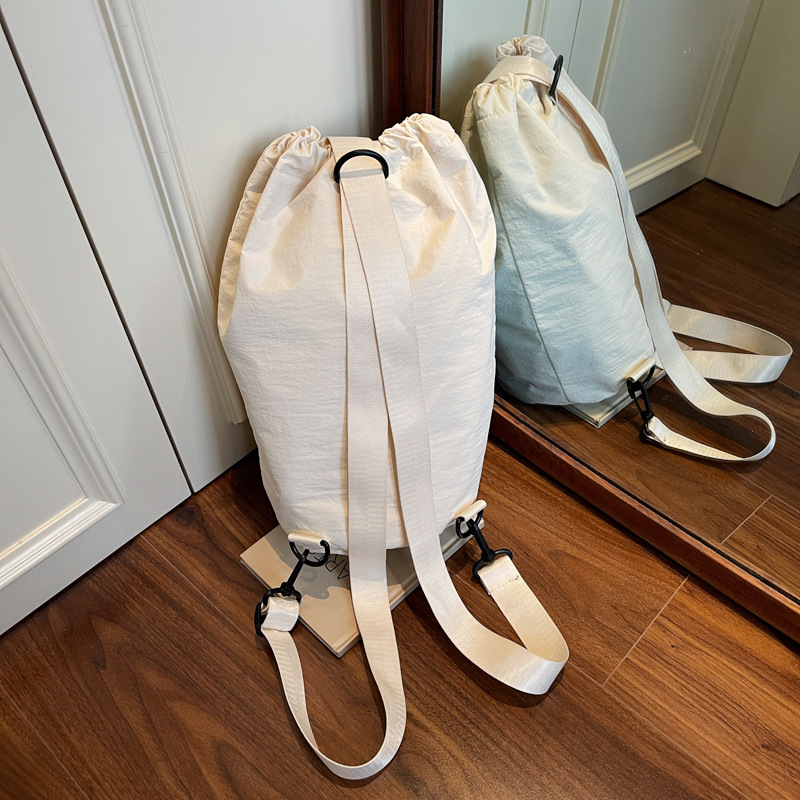 The new forest-themed ins high-look, fresh candy-colored backpack is a multi-purpose, casual, simple and lightweight crossbody bag for women Specification drawing