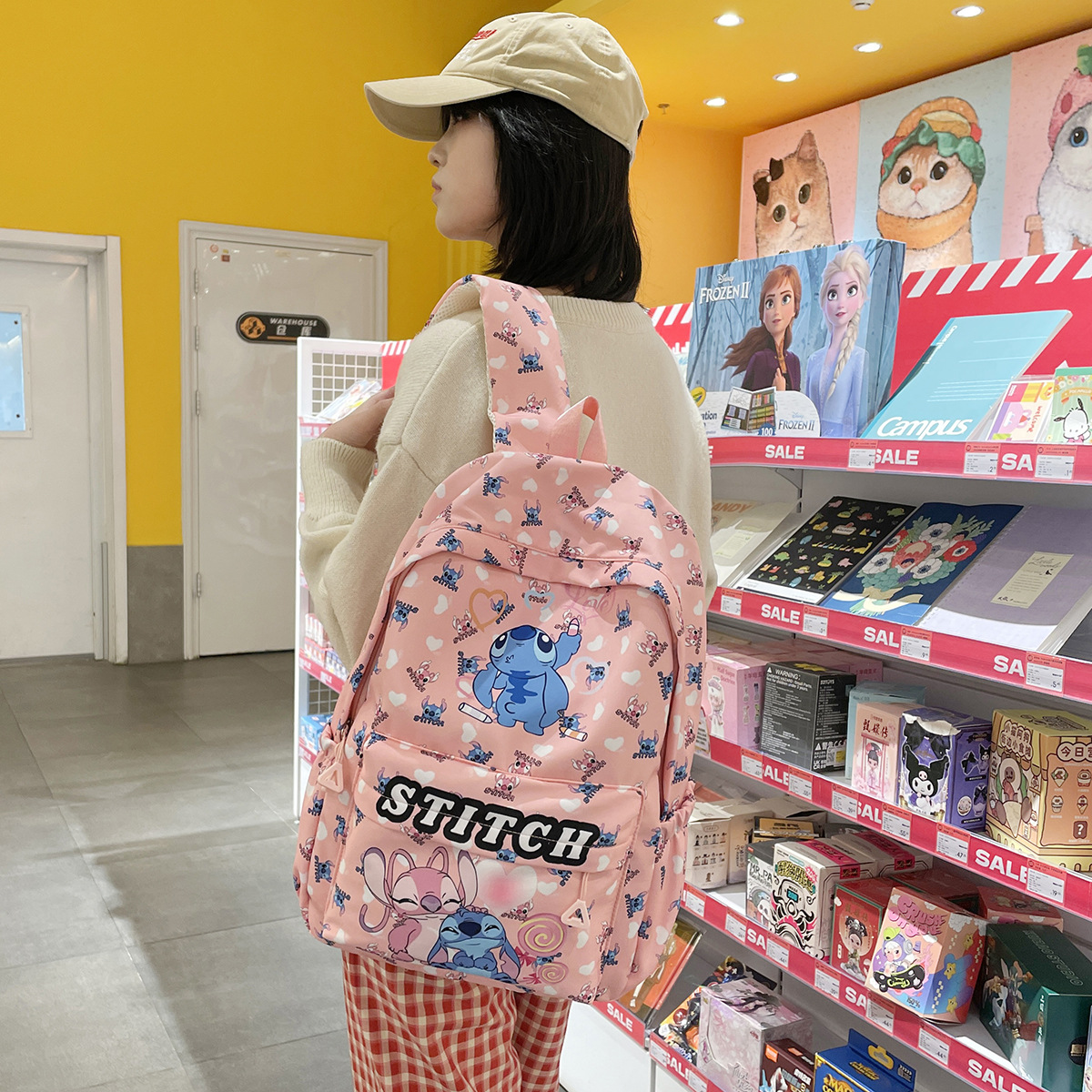 The high-appearance-level Teddy backpack features cute printed forest-themed schoolbags for middle, high and primary school students. It has a large capacity, is lightweight and versatile details Picture