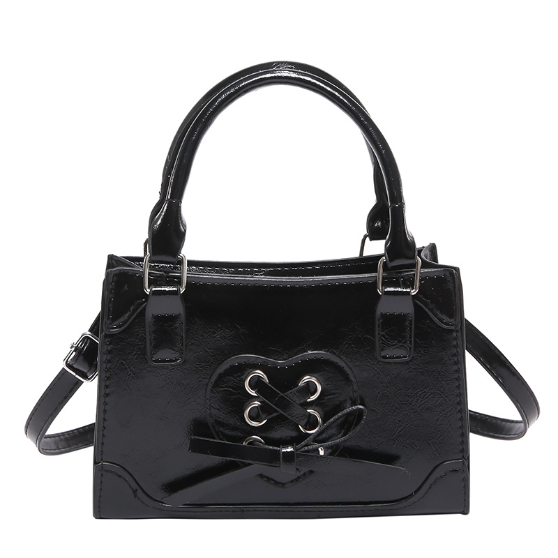 The new 2024 autumn collection features a unique, trendy and retro handbag. It's a stylish and simple Korean style single-shoulder crossbody small square bag Item Picture