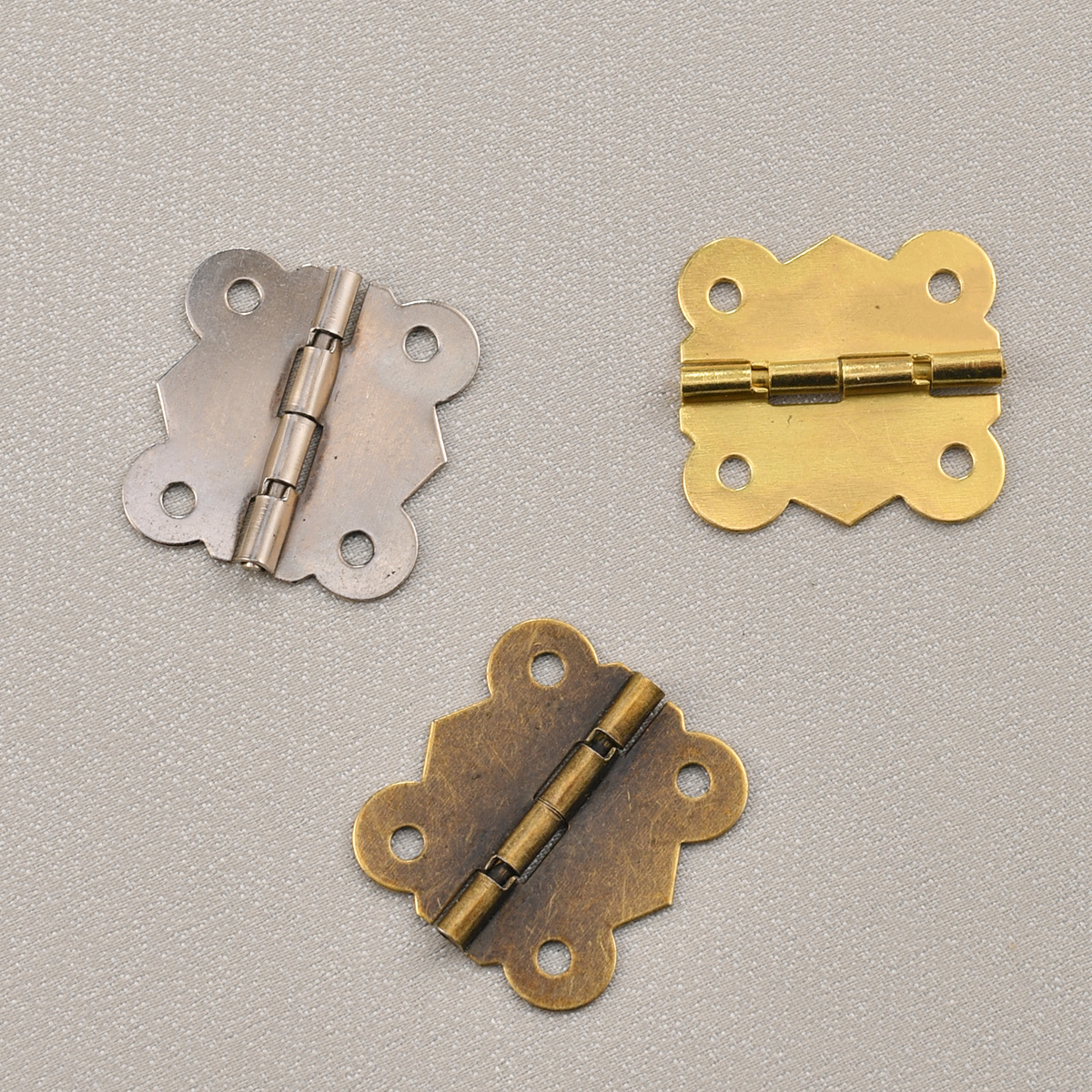Antique-style butterfly small hinge cabinet hardware accessories, lace hinges, hinge wooden box, 90-degree and 180-degree hinges Specification drawing