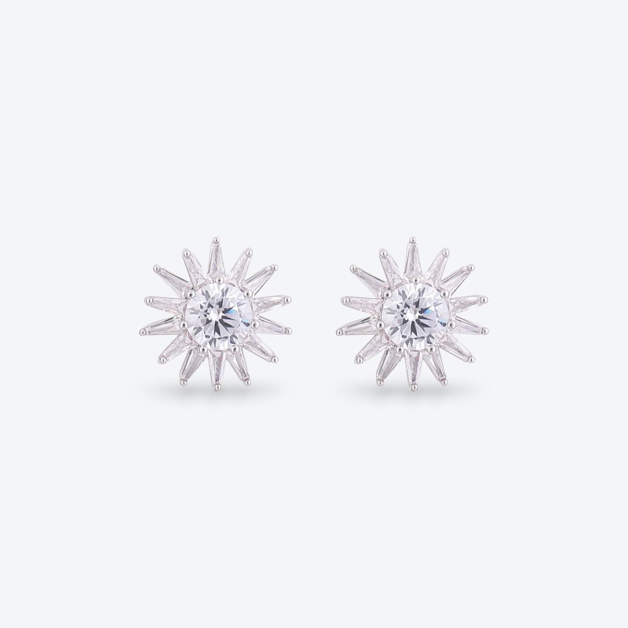Xuhui brand exquisite and light luxury copper plated with real gold and set with zircon 925 silver needle sunflower knot earrings, fashionable and elegant Application Scenario