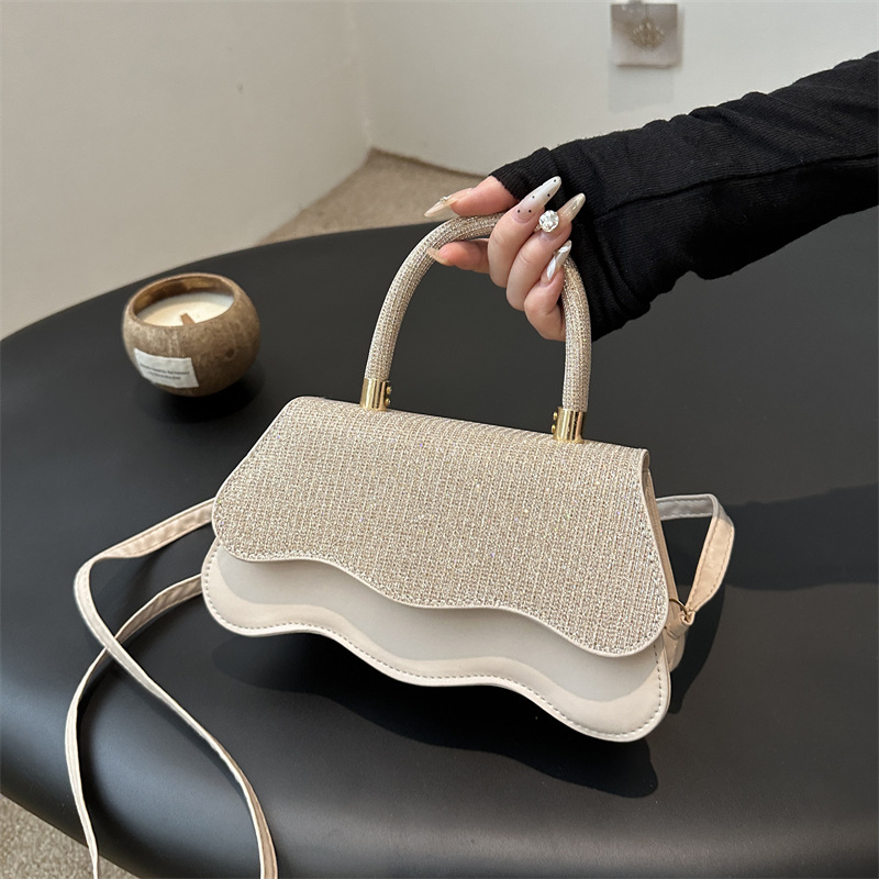 New cross-border French niche small bag team banquet bag, shiny wavy handbag, single-shoulder crossbody dinner bag full figure