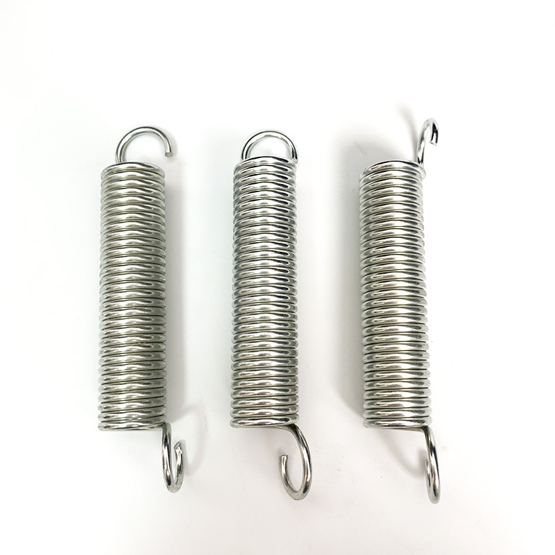 Factory wholesale 304 stainless steel tension springs, tension belt hook springs, small trampoline tension springs, double-ear double-hook springs Application Scenario