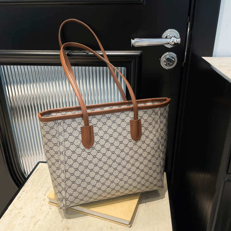 Cross-border bag, women's large-capacity 2024 new versatile and high-end single-shoulder crossbody bag, commuting fashion tote bag full figure
