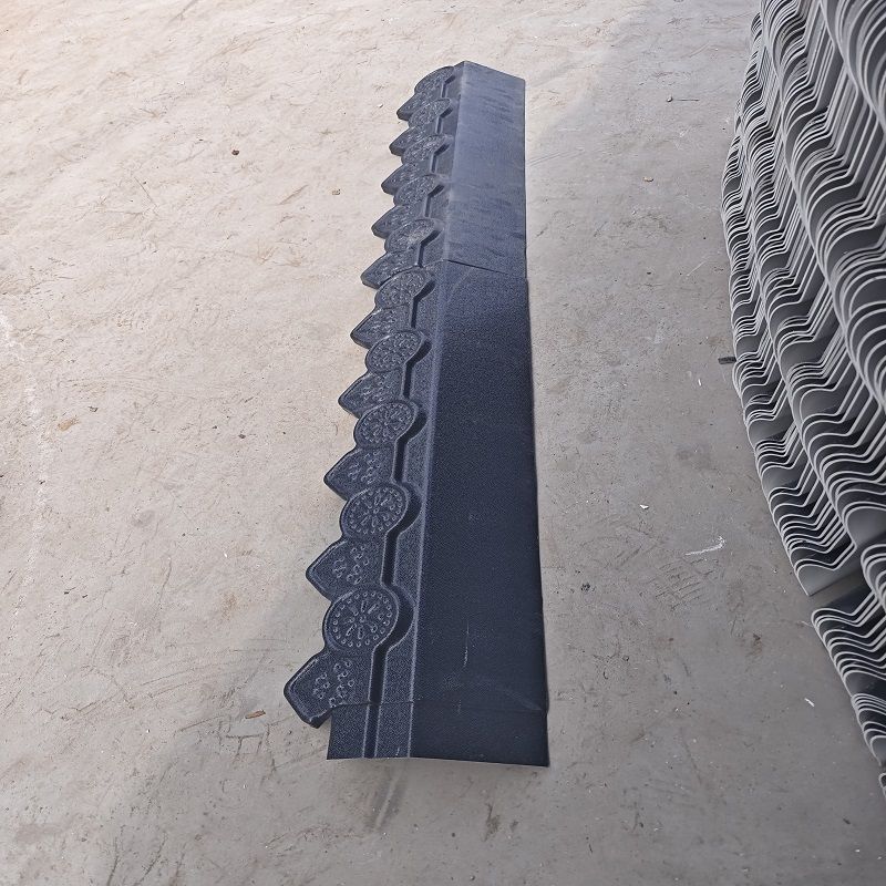 New antique resin ASA flat plate universal eave hanging piece, antique resin decorative tile eave board, eave full figure