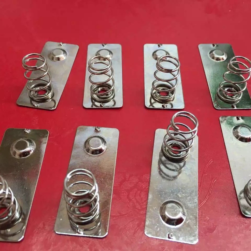 The manufacturer produces metal stainless steel contact conductive positioning spring plates for battery spring sheets Application Scenario