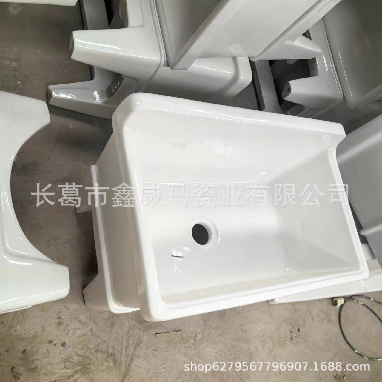 Mop sink, mop sink, large ceramic mop sink, floor mop basin, washing basin details Picture