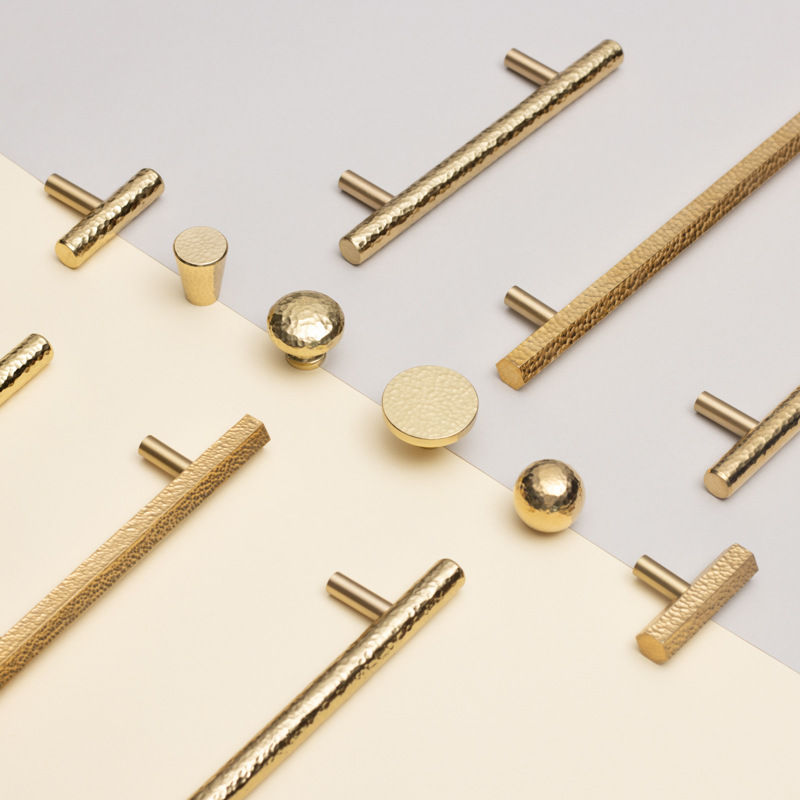 Nordic light luxury solid brass hammer-textured round ball handle high-end wardrobe cabinet door drawer furniture long bar handle Item Picture
