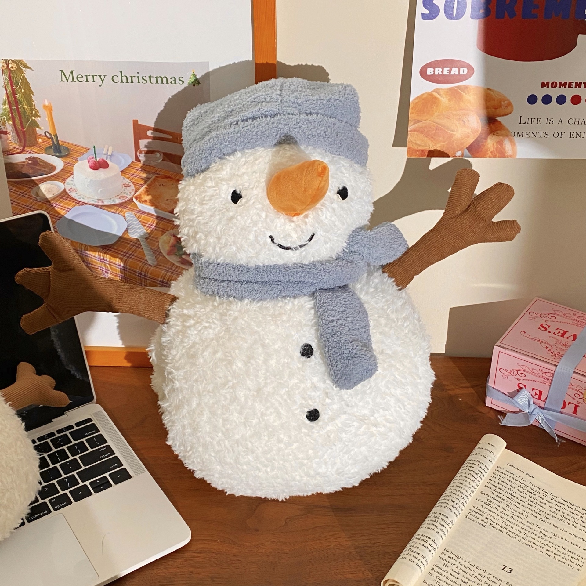 Blue Hat Snowman Hot Water Bag, new portable and cute student no-water-filling explosion-proof electric hot water bag, warm water bag, hand warmer details Picture
