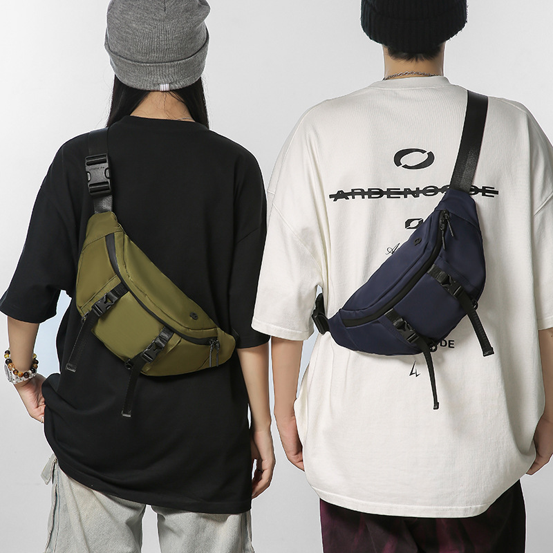 WEPOWER's new unisex chest bag, a casual and high-end waist bag, is fashionable, trendy and versatile. It's a single-shoulder crossbody bag details Picture