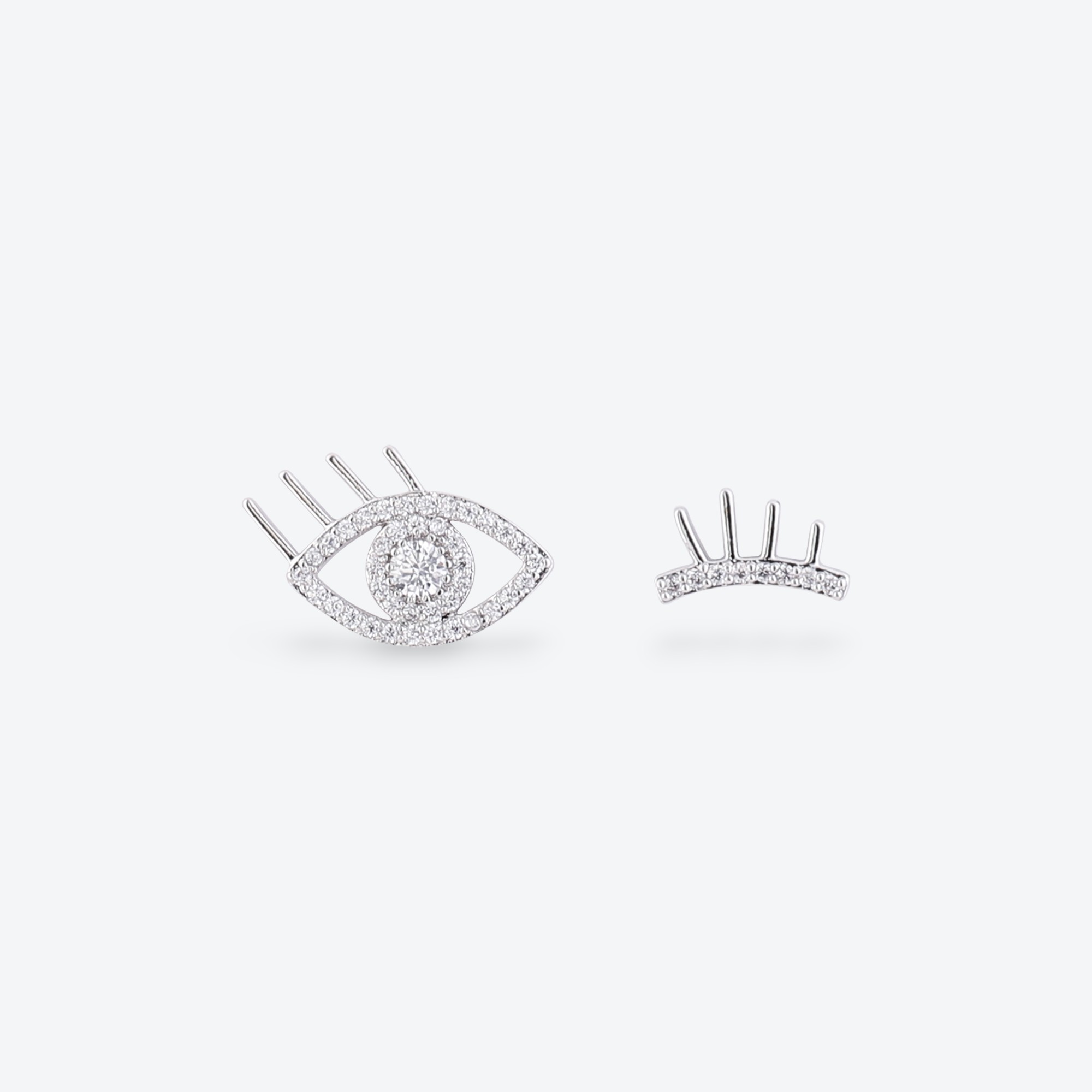 Xuhui brand exquisite and light luxury copper plated with real gold and zirconia 925 silver stud earrings, fashionable and elegant Application Scenario