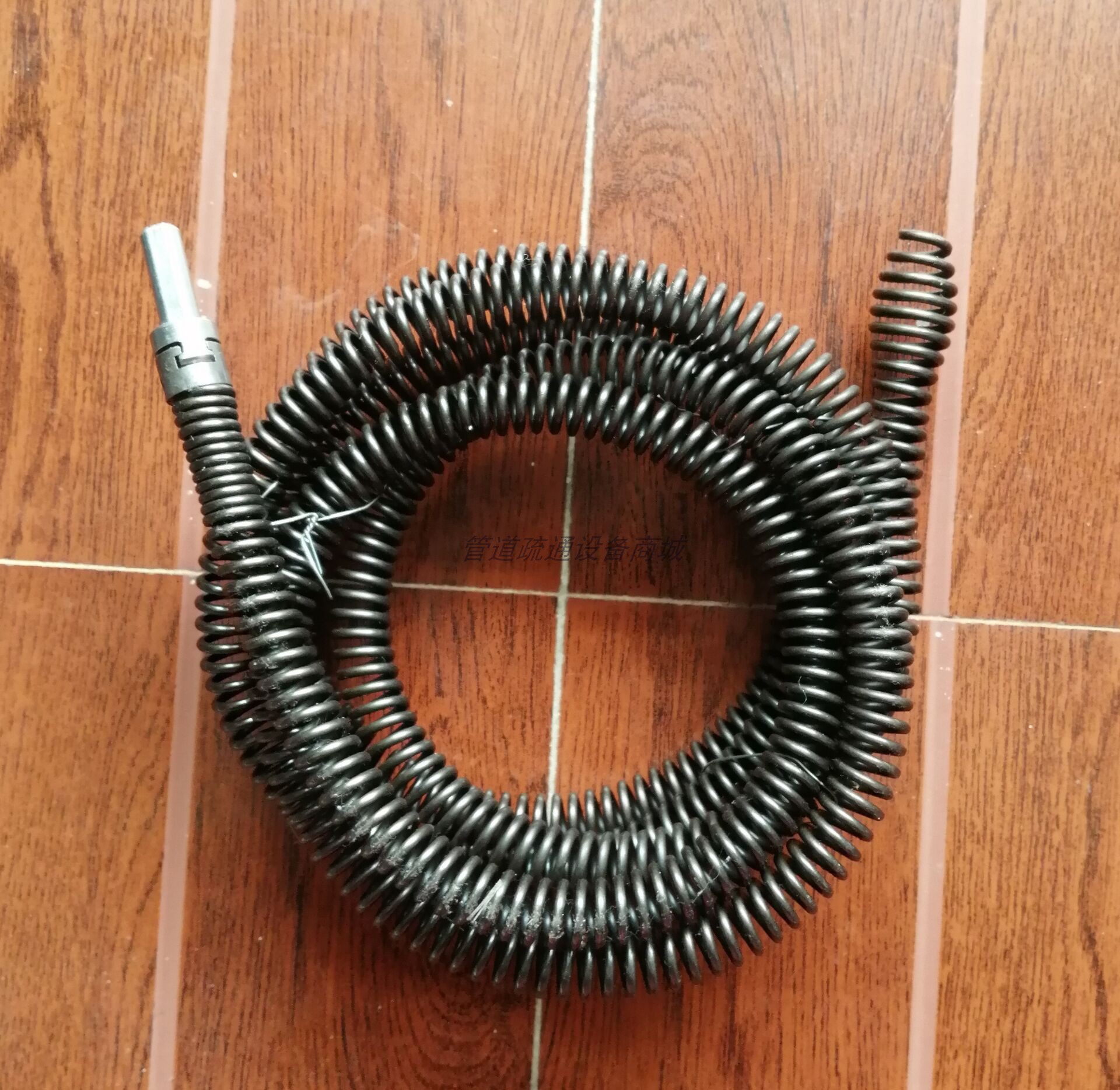 The spring diameter of the household electric drill unclogging device is 16mm. It is a soft spring used to unclog sewer pipes details Picture