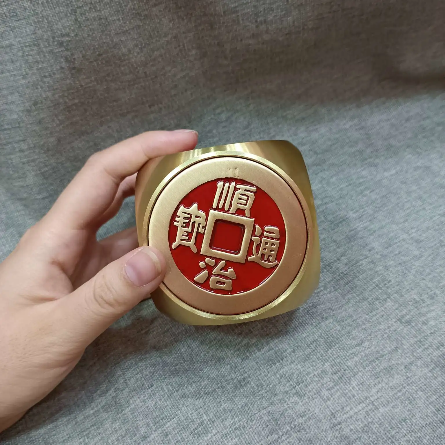 The Zhonggong Craft hand-held piece is a cube with five emperors and six sides rotating, and the mountain ghost and the god of Wealth rotate detail image 7