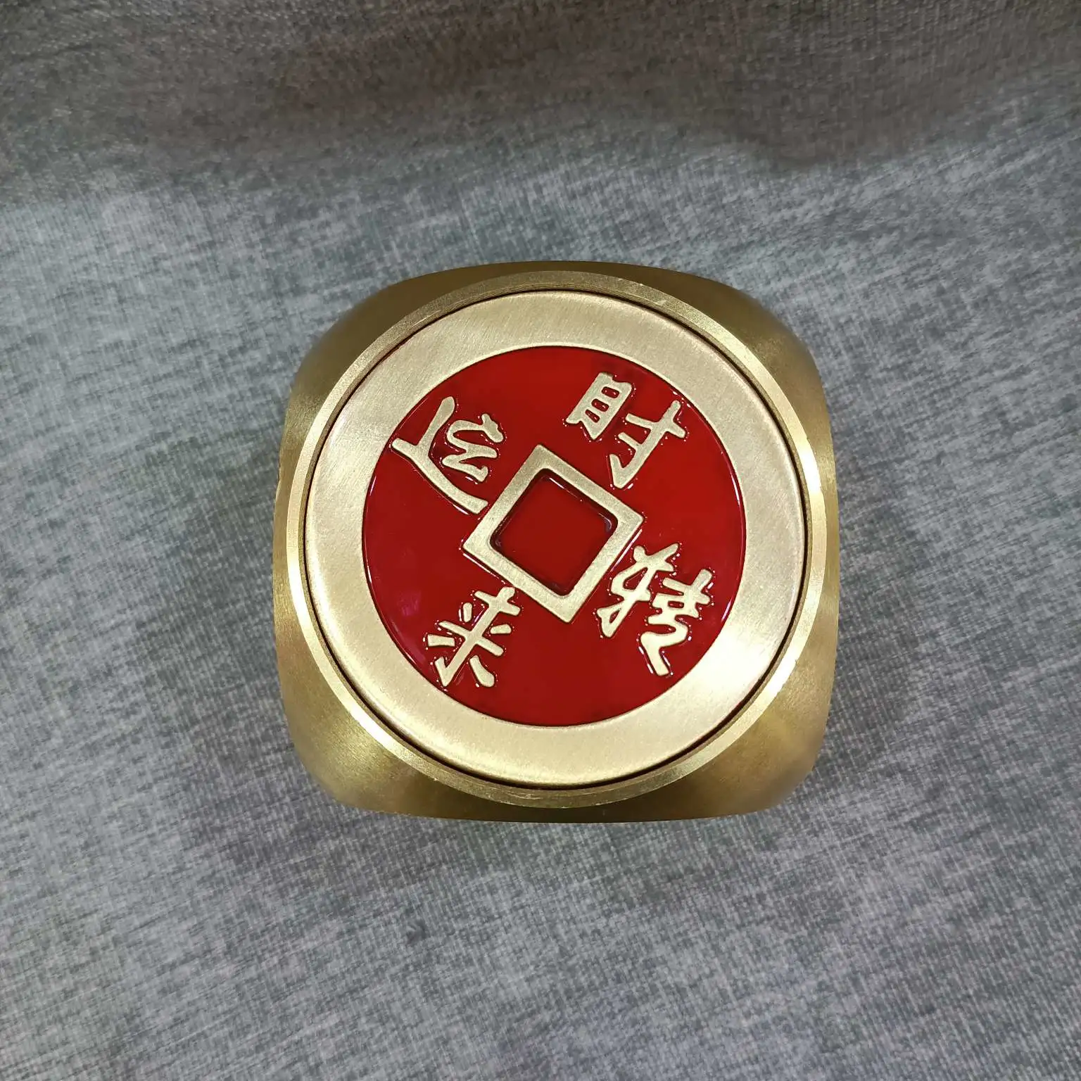 The Zhonggong Craft hand-held piece is a cube with five emperors and six sides rotating, and the mountain ghost and the god of Wealth rotate detail image 2