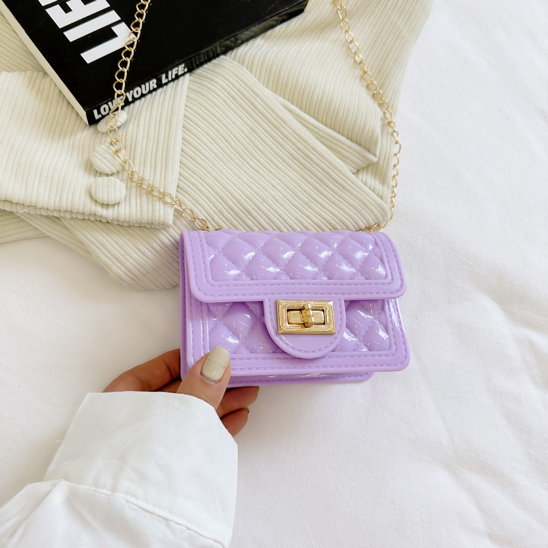 2025 current style jelly bag, women's bag, pvc bag, single-shoulder bag, chain bag, crossbody bag Application Scenario