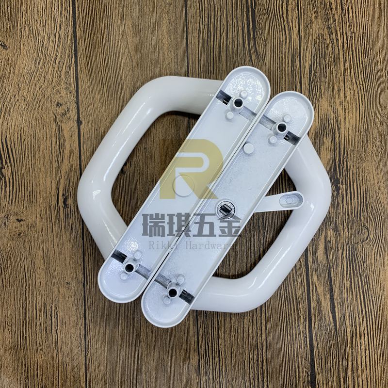 Double-sided luxury butt-lock sliding door lock, wardrobe double-opening sliding door, kitchen partition, balcony handle lock, large handle Application Scenario
