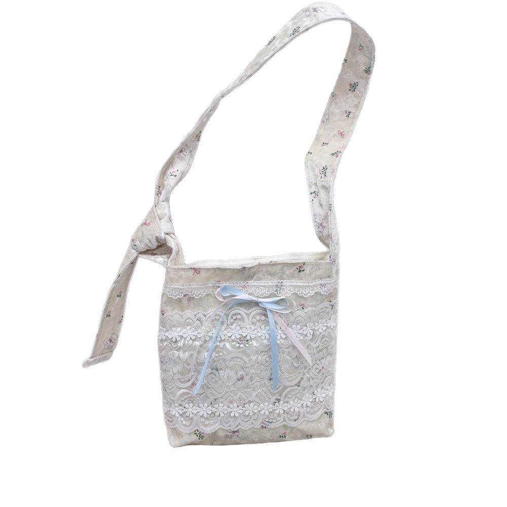 5441 Silk-textured chiffon single-shoulder underarm bag, cute little bear crossbody bag for girls, hand-held canvas bag for shopping Item Picture