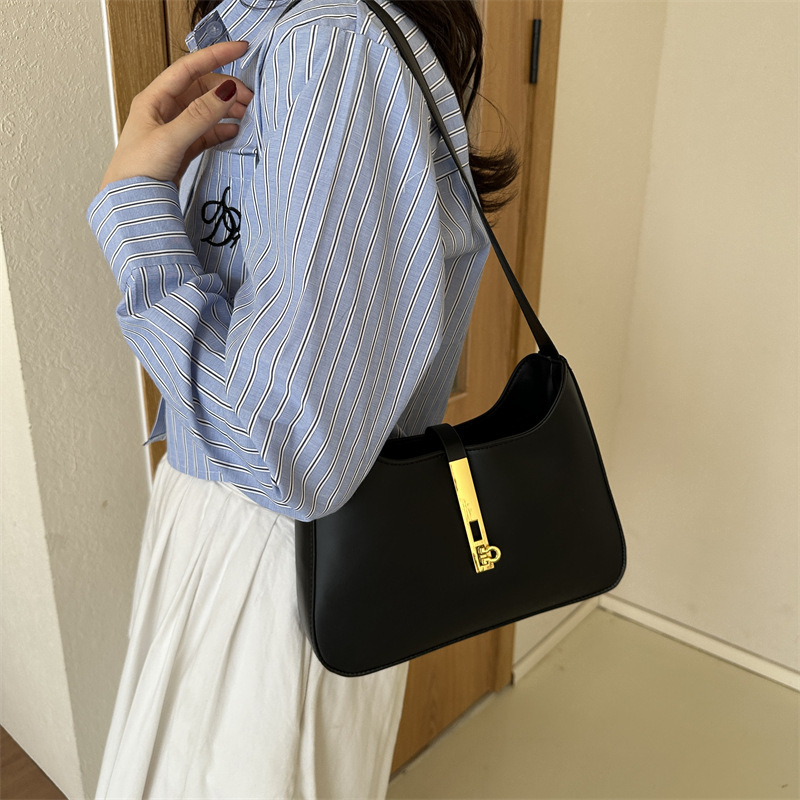 Trendy and casual crossbody bag 2023 new style, women's fashionable and simple single-shoulder bag, retro and popular small square bag for women Specification drawing