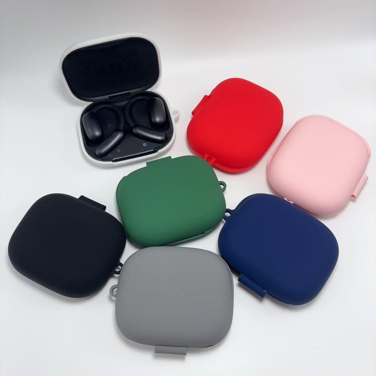 A thick silicone shockproof case suitable for Soundcore AeroFit 2 Bluetooth wireless headphones Specification drawing