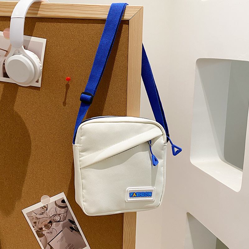 Student versatile single-shoulder bag for spring 2024, a simple and casual Korean-style small square bag for girls' outings, a crossbody bag for girls Specification drawing