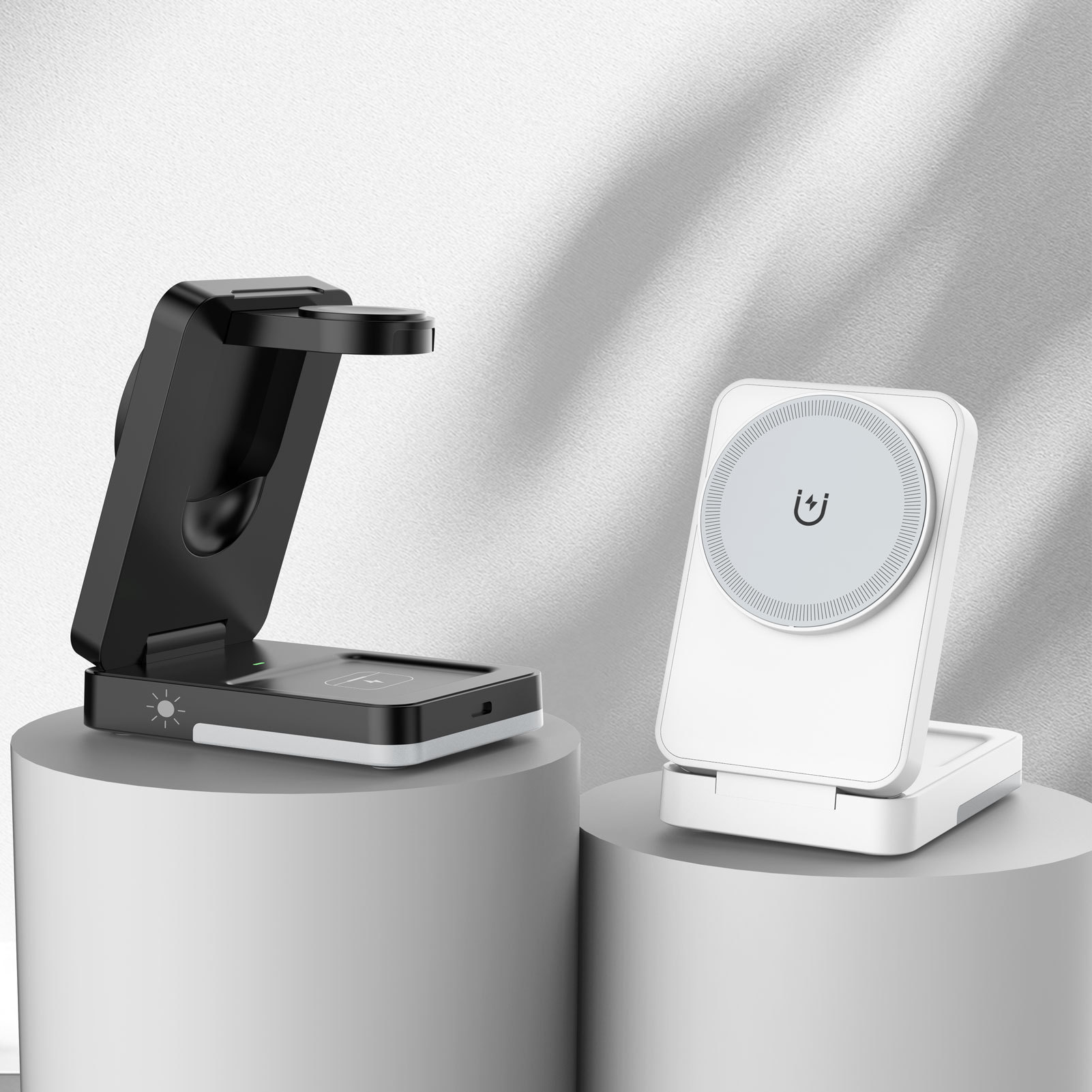 The folding and magnetic three-in-one wireless charger is suitable for Apple phones, headphones and watches as a standing wireless charger details Picture