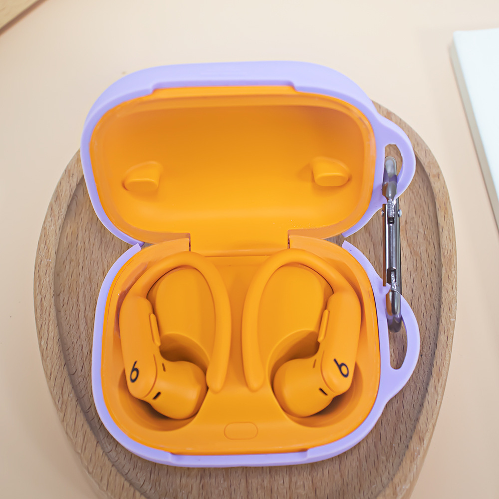 This silicone protective case for the Powerbeats Pro 2 Bluetooth sports headphones is shockproof and scratch-resistant Application Scenario